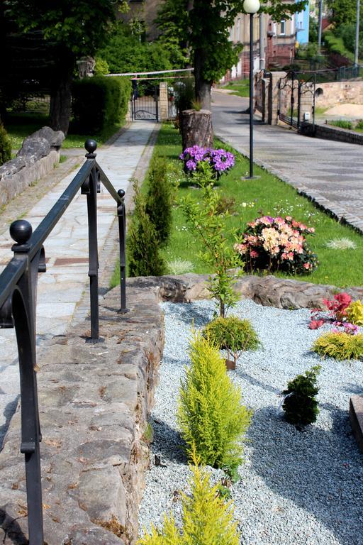 Parkowa - Noclegi Ze Sniadaniem Nowa Ruda Dış mekan fotoğraf