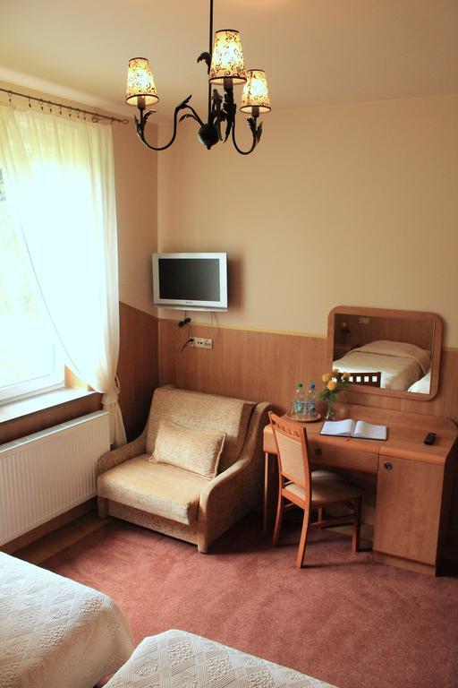 Parkowa - Noclegi Ze Sniadaniem Nowa Ruda Dış mekan fotoğraf