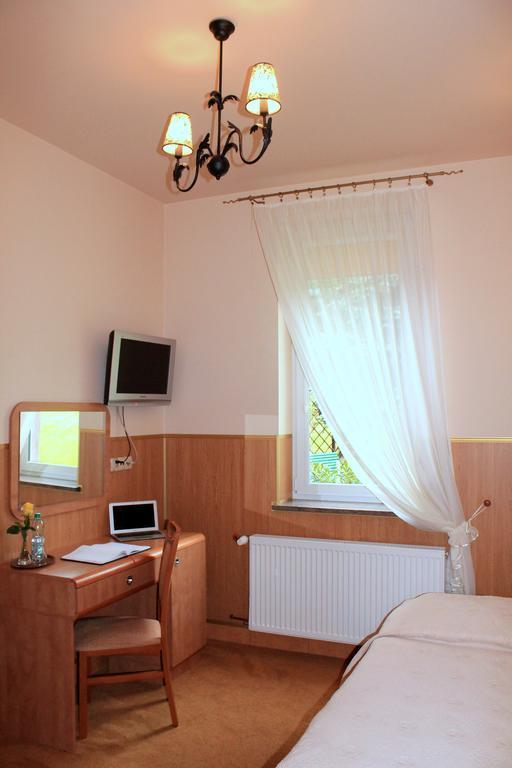 Parkowa - Noclegi Ze Sniadaniem Nowa Ruda Dış mekan fotoğraf